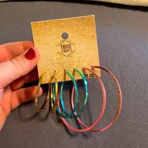 True Craft Hoop Earrings